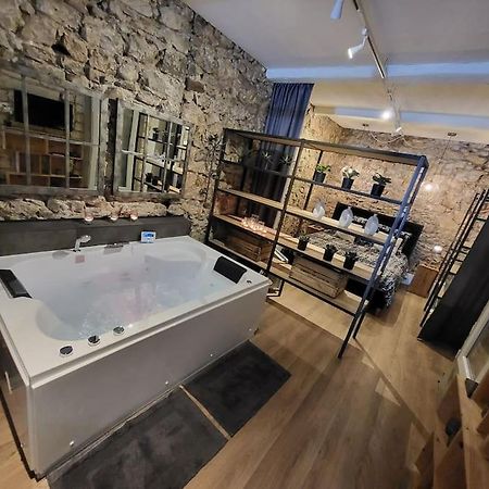 Le 79 Balneo Loft Deco Authentique Centre Climatisation Apartment Sete Exterior photo